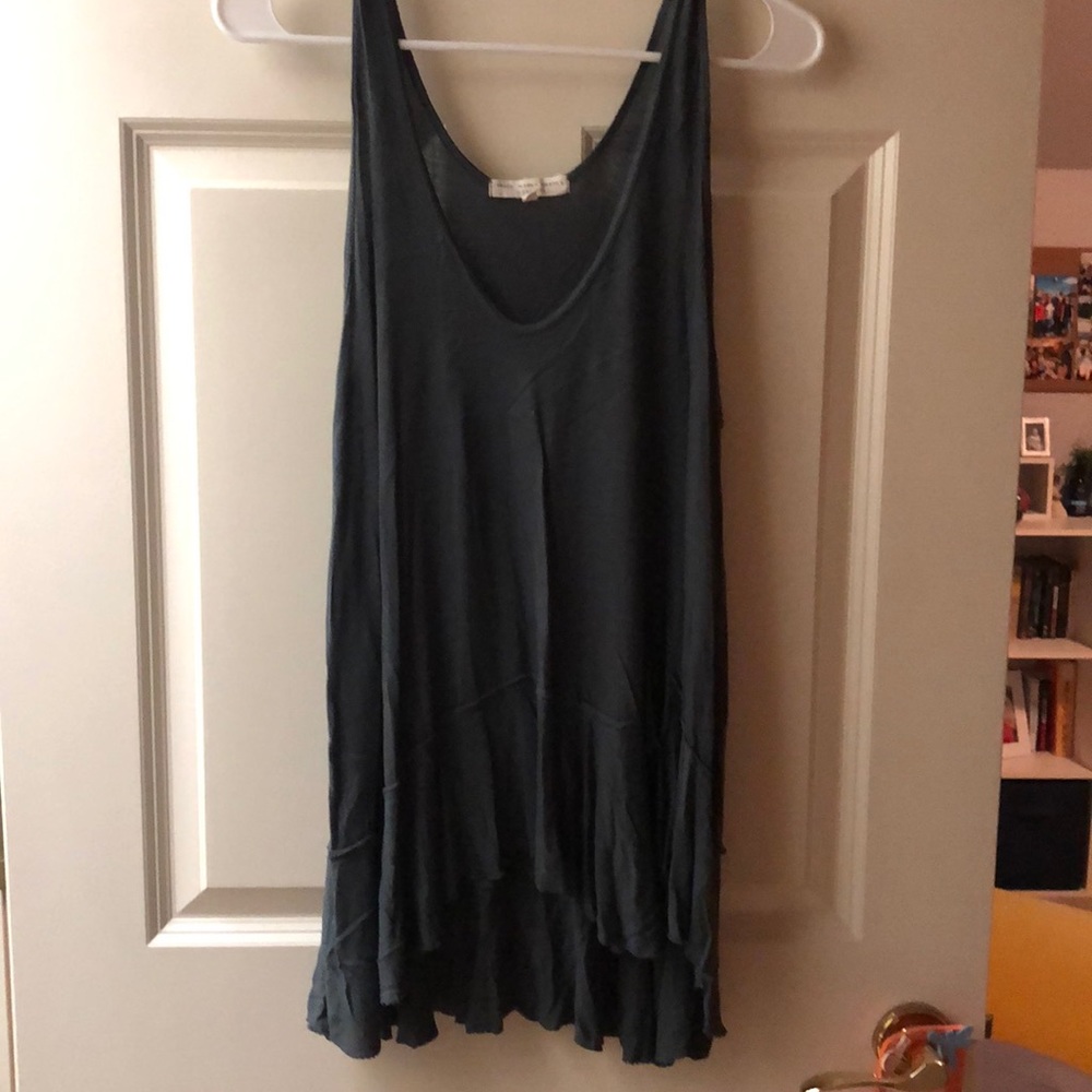 Urban Outfitters Ruffle Hem Tank S